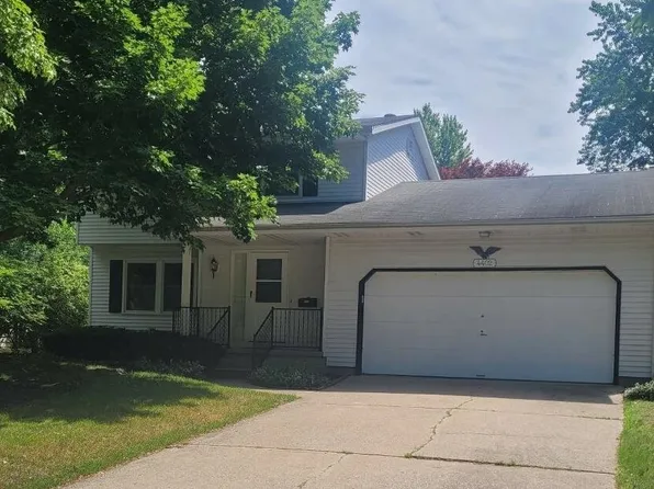4402 Robinhood Ter, Midland, MI 48642