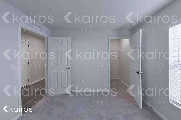 1729 Nebraska Loop — Photo 10