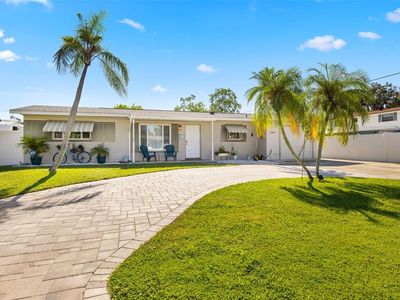 6447 19th St N, Saint Petersburg, FL, 33702