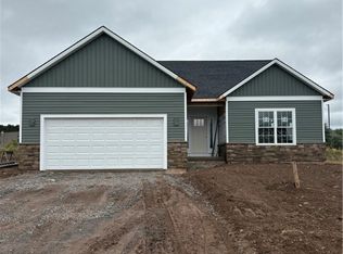 8024 Timber Banks Pkwy, Baldwinsville, NY 13027