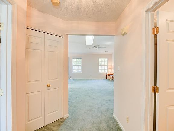 5th image of 6495 Calloway Ct