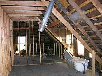 3rd image of 366 Quince St