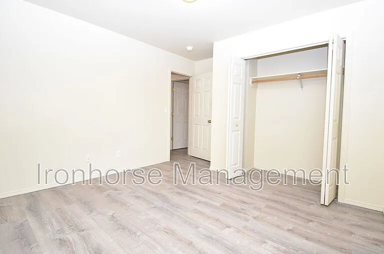 509 N Hunters Way — Photo 14
