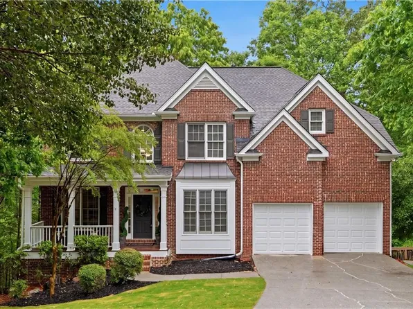 682 Montglade Ct, Suwanee, GA 30024