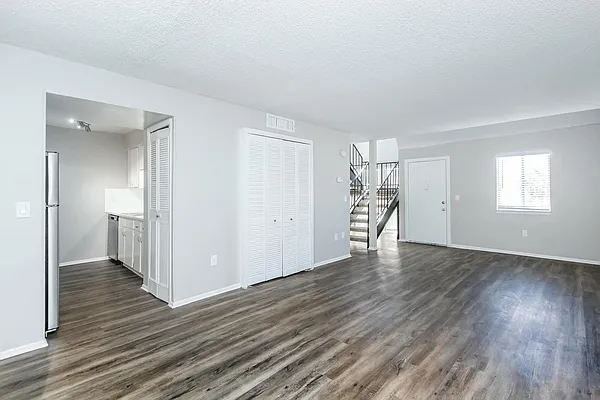 Wymore 360 Apartments — Photo 16