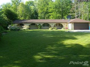 8546 Prescott Dr, Chesterland, OH 44026