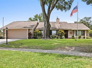 3081 Stratford Ln, Mount Dora, FL 32757
