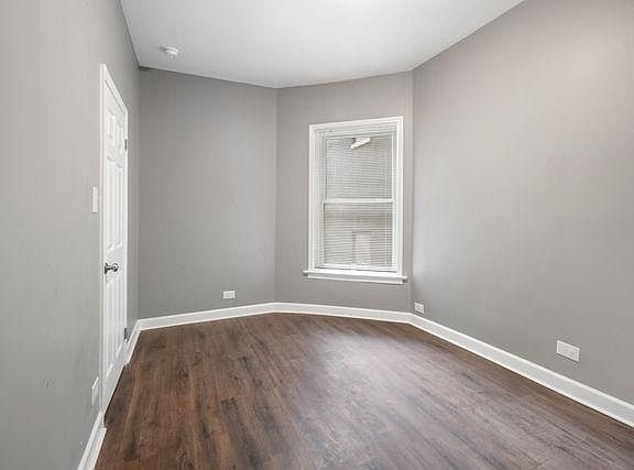 3rd image of 6347 S Drexel Ave #3