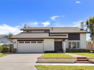 939 Nottingham Dr, Corona, CA 92878