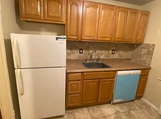 30 E Curtis St #3, Linden, NJ 07036