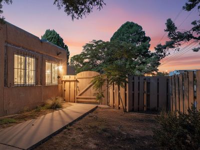 619 Girard Blvd NE, Albuquerque, NM, 87106