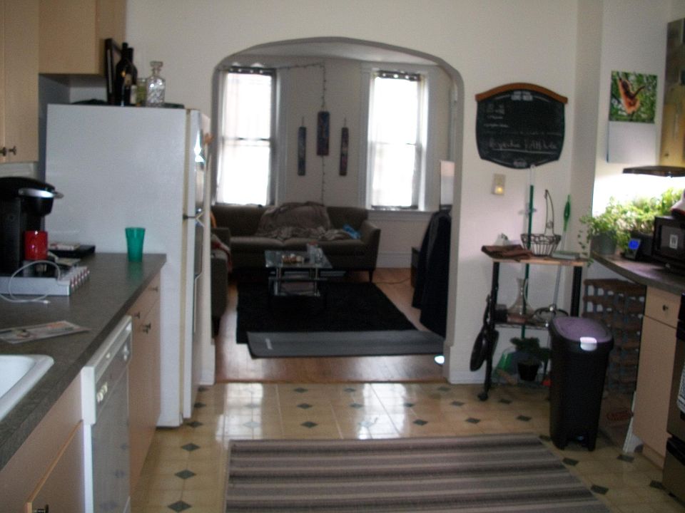 1st image of 2540 N Ashland Ave APT 1R
