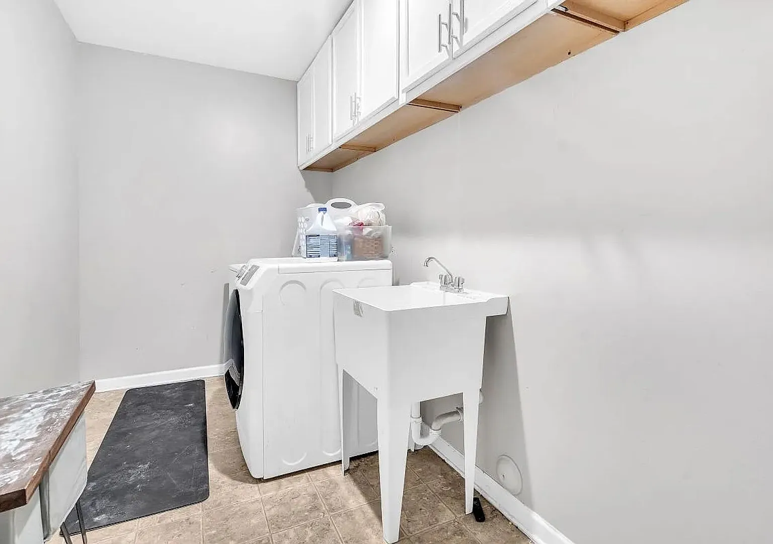 Room in 4 Bedroom Home at 5077 Stonewood Pines Dr — Photo 3