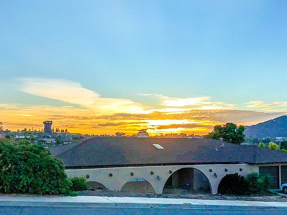 Area Comps $800K or more!