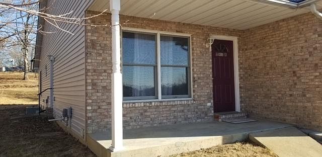 1105 A West Main. Front porch