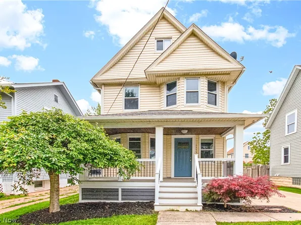 1553 Rockway Ave, Lakewood, OH 44107