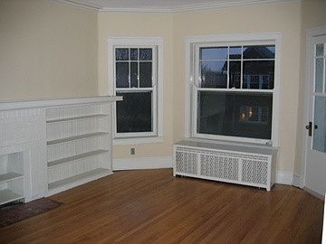 3rd image of 1335 W Elmdale Ave #3