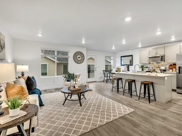 8546 W Bowie Dr, Magna, UT 84044