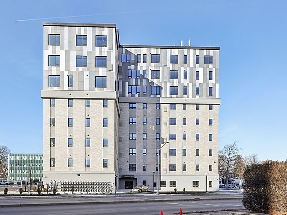 2nd image of 53 Washington St #1B
