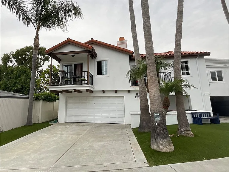 238 Avenida Montalvo #A — Photo 2