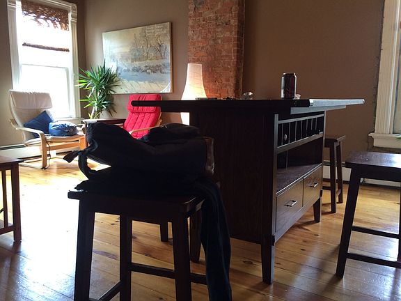 2nd image of 146 Bradley St #2