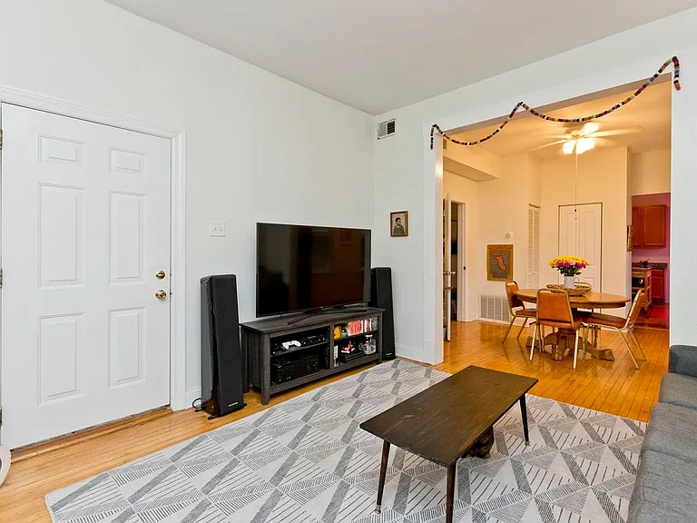 3841 N Bernard St #1F — Photo 3