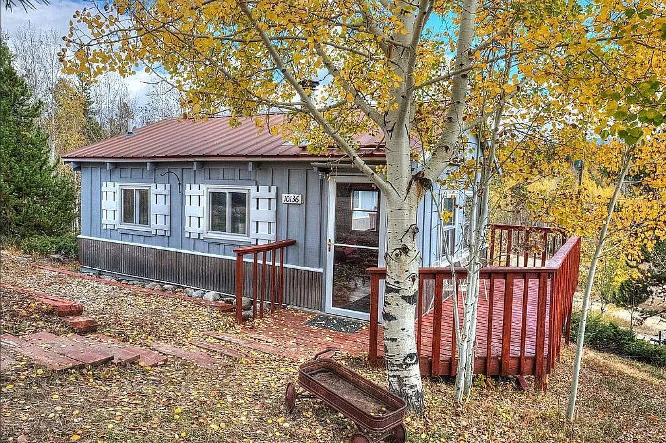 2 bed, 662 sqft, $1,900 — Photo 1