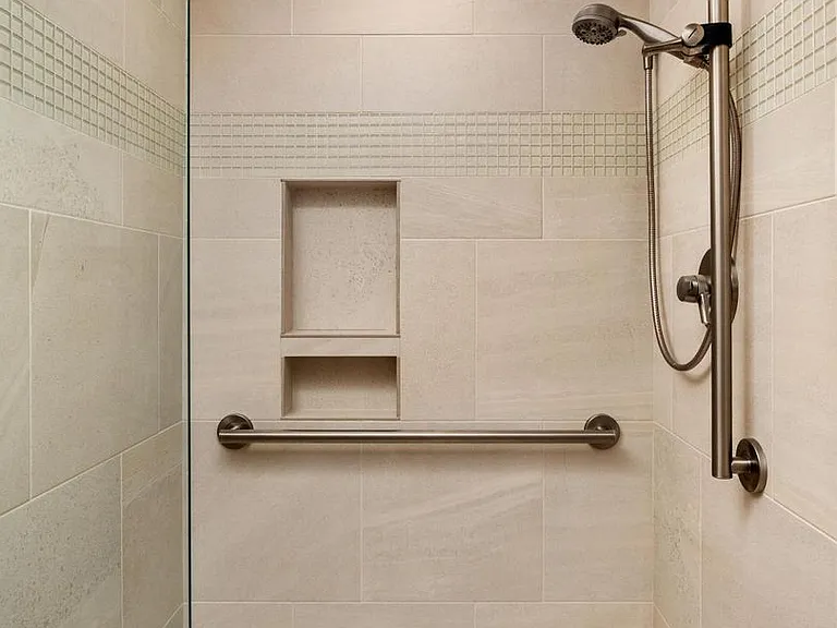 318 SE Spokane St #3 — Photo 22