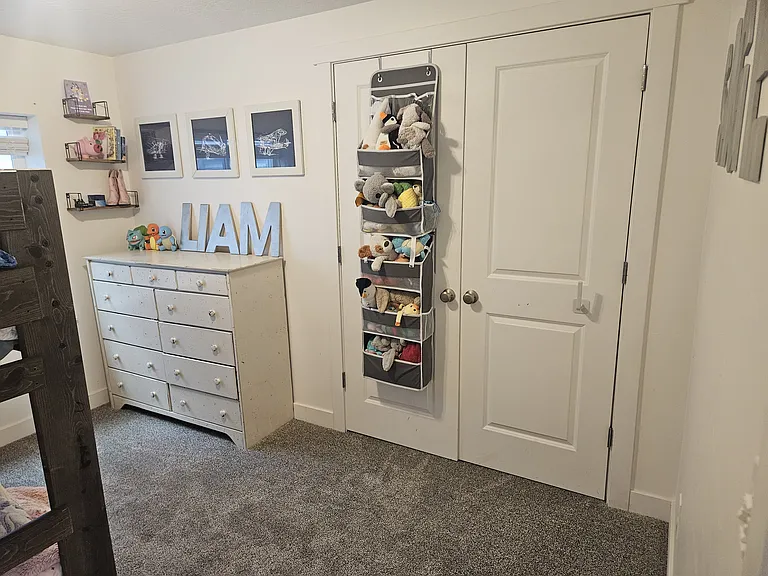 913 N 260 W — Photo 10