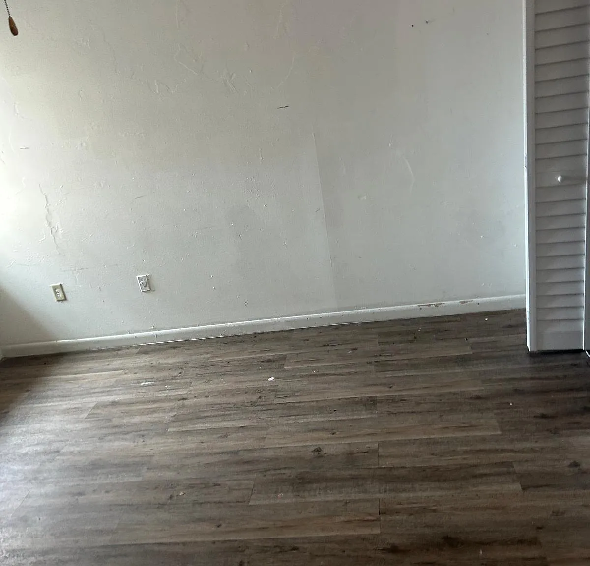 3 bed, 1250 sqft, $2,300 — Photo 2