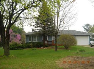 965 Cedar Crest Rd, Cedar Rapids, IA 52403