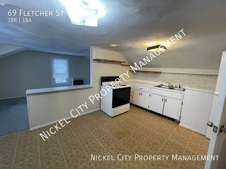 69 Fletcher St #UPPER — Photo 8