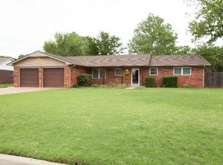 137 Sandra Rd, Clinton, OK 73601