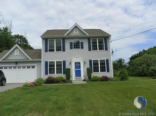 5 South St, Brooklyn, CT 06234