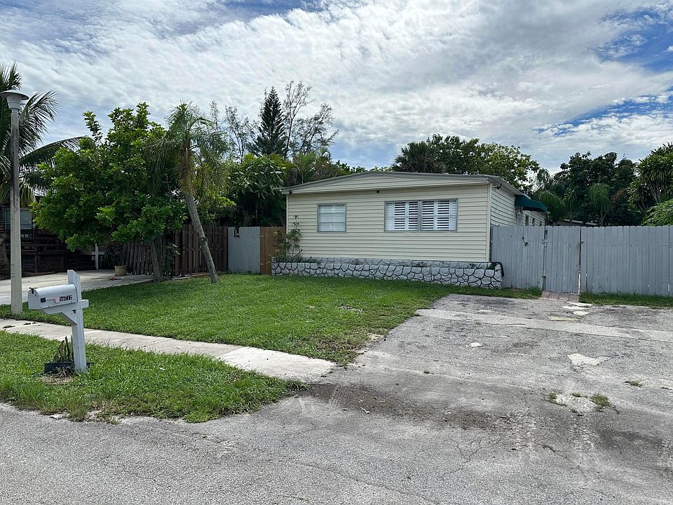 2nd image of 23138 Surf Road Road