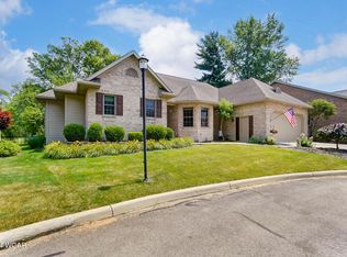 1601 Tanglewood Ln, Lima, OH 45805