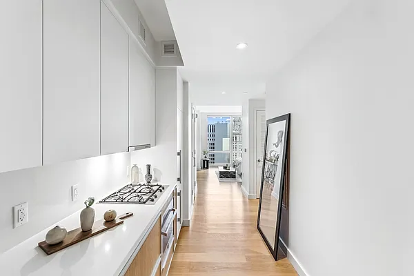 Rented by Greystar | media 57