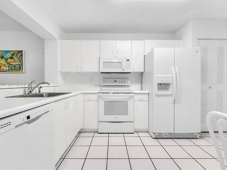 9511 Weldon Cir #G308 — Photo 8