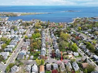 23 Harborview Pl, Bridgeport, CT 06605