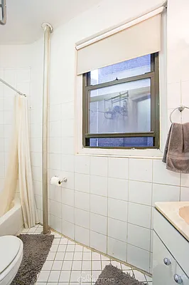 Rented by City Connections Realty | media 44