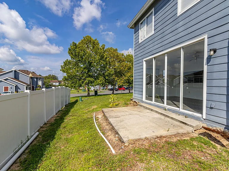 403 Orchid Dr — Photo 41