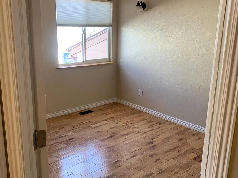 9430 W Wagontrail Dr — Photo 5