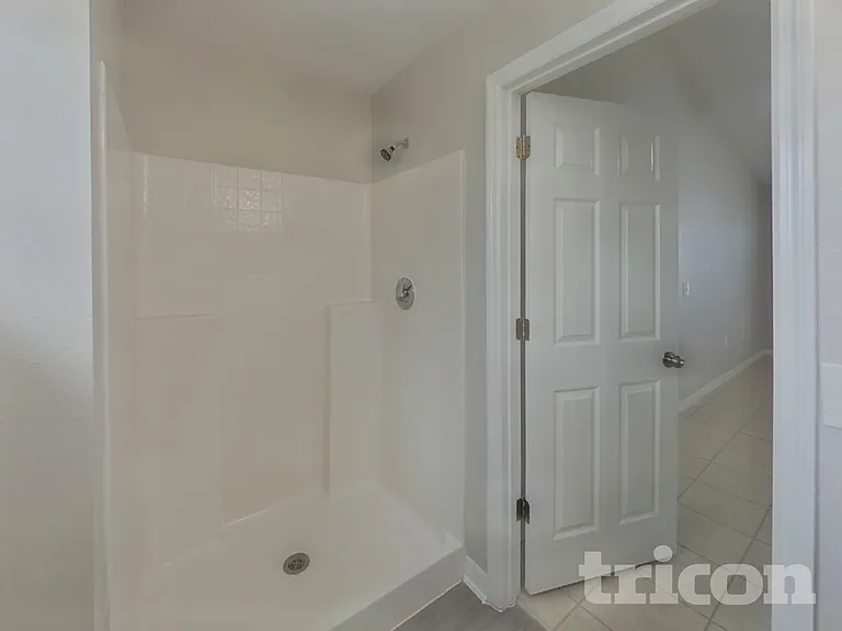 810 Ognon Ct — Photo 8