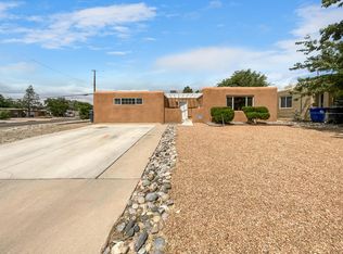 2001 Moon St NE, Albuquerque, NM 87112