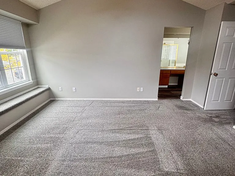 9380 Melbourne Dr — Photo 17