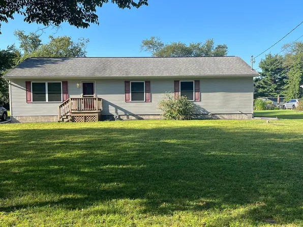 1327 Garry Ave, Vineland, NJ 08361