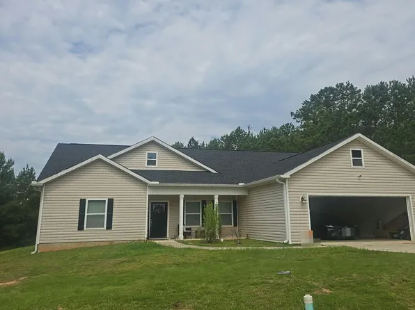 724 Cole Dr, Macon, GA 31217