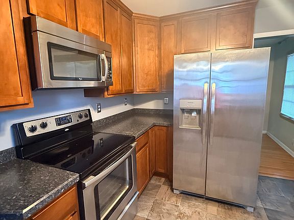 3rd image of 3106 Westgate Rd