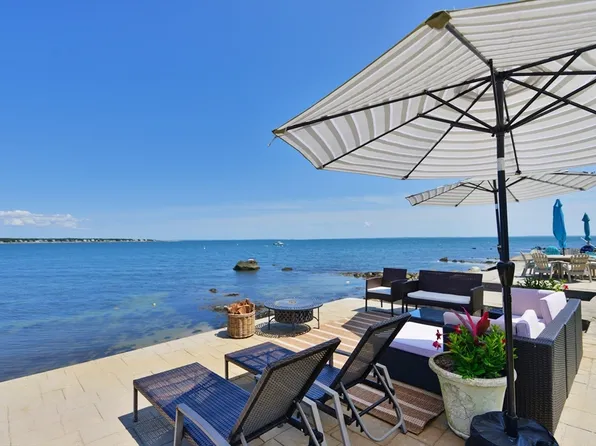 74 Nakata Ave, Fairhaven, MA 02719