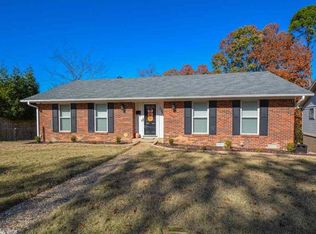 3023 Charter Oak Dr, Little Rock, AR 72227